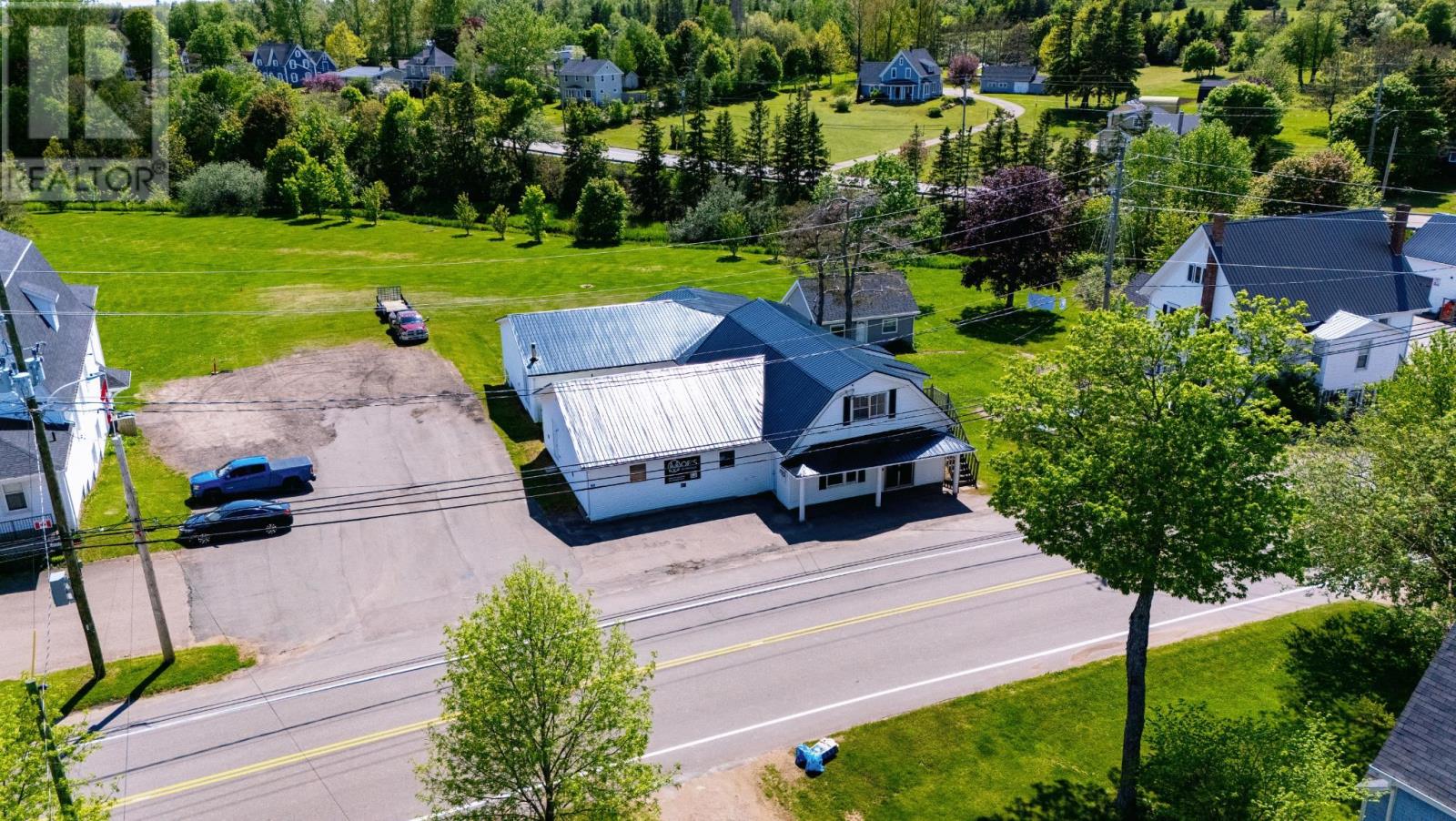 32 Route 13 Highway Property Photo 1