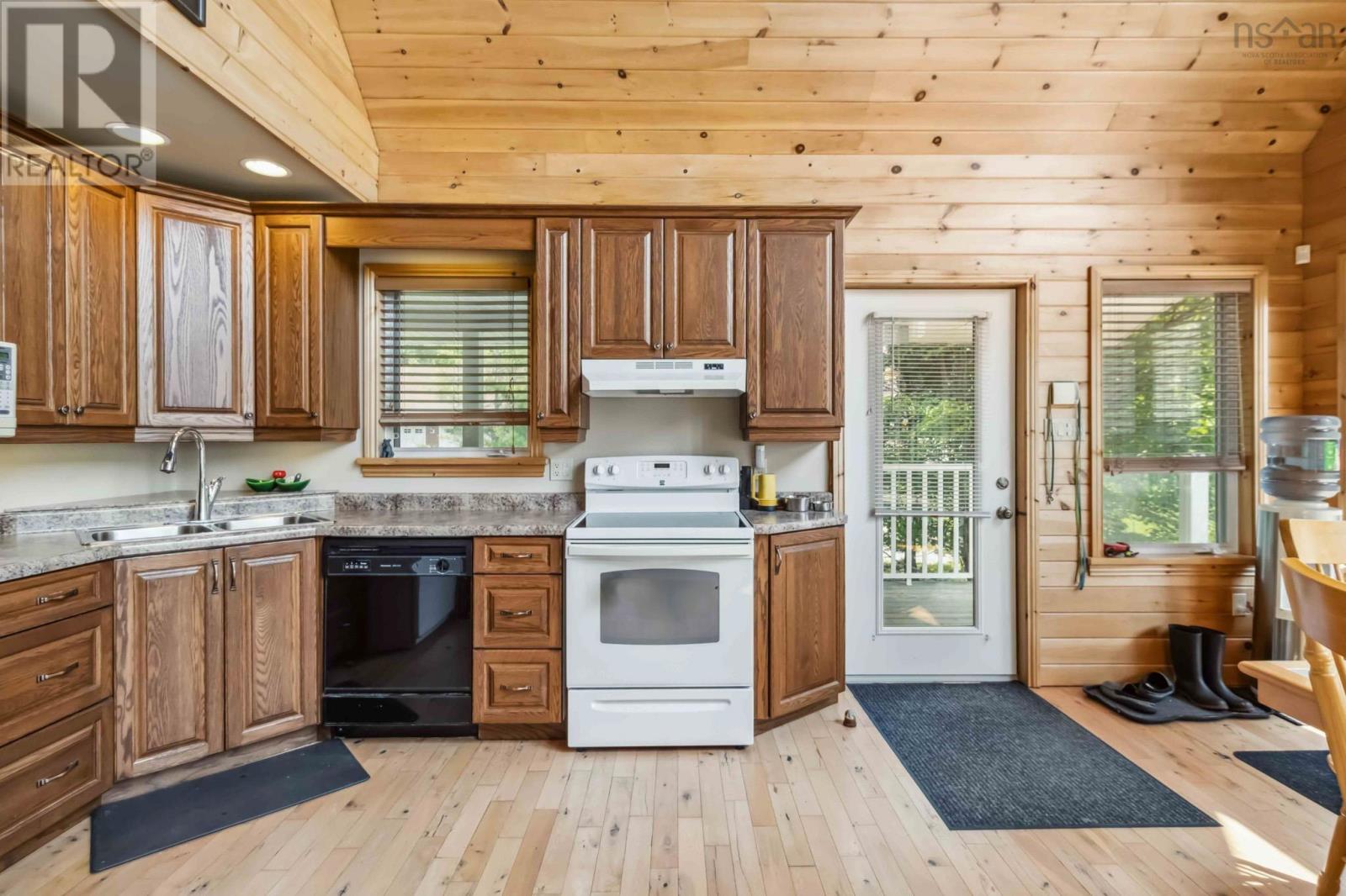 436 Harry Freeman Road Property Photo 12