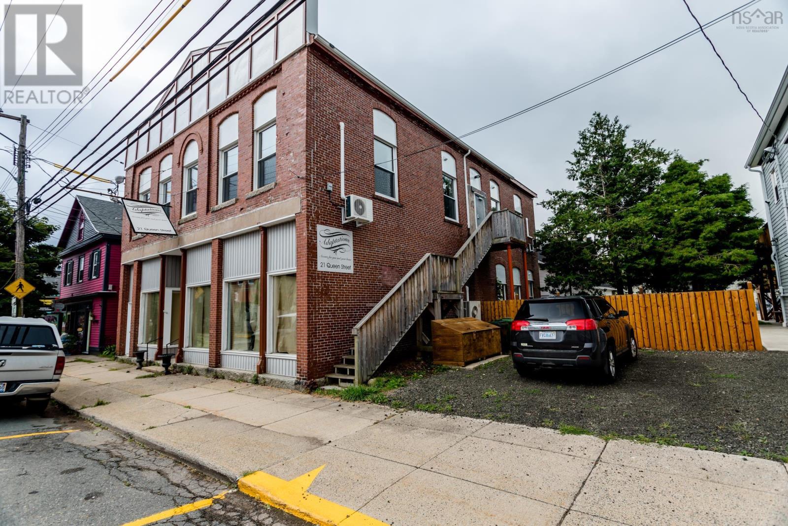 21 Queen Street Property Photo 3