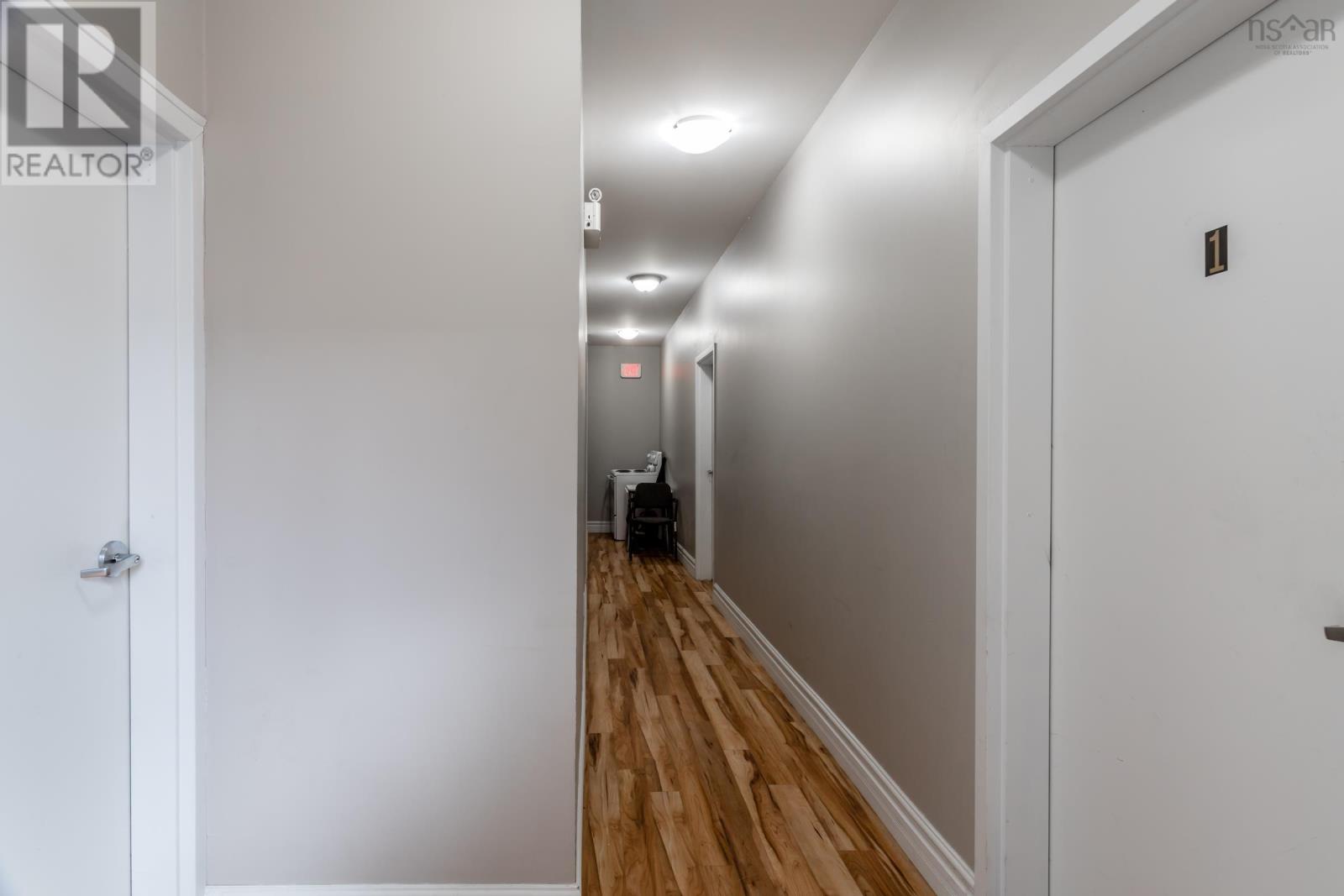 21 Queen Street Property Photo 16