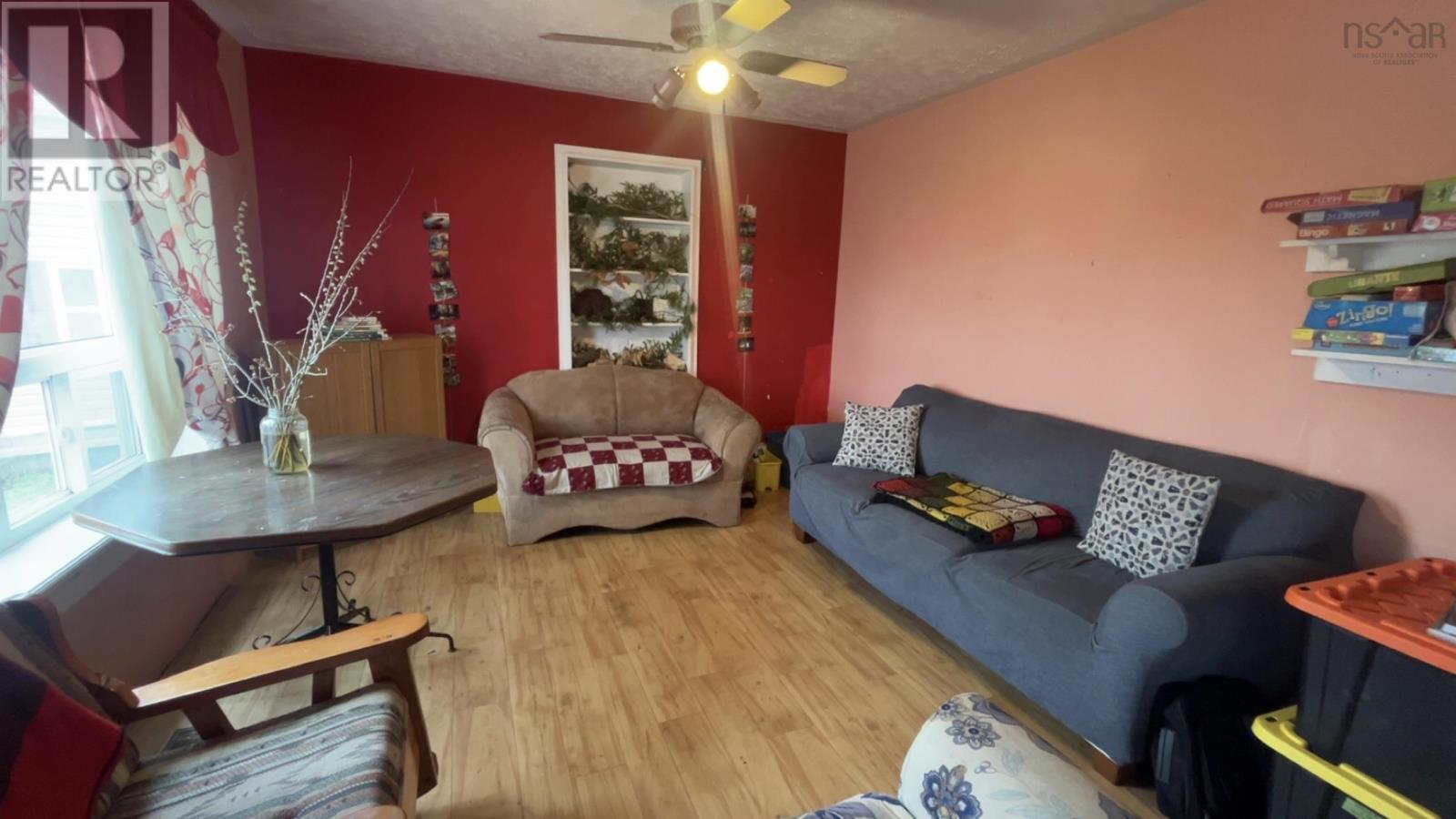 78 High Street Property Photo 4