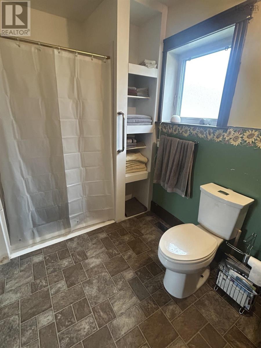 78 High Street Property Photo 8