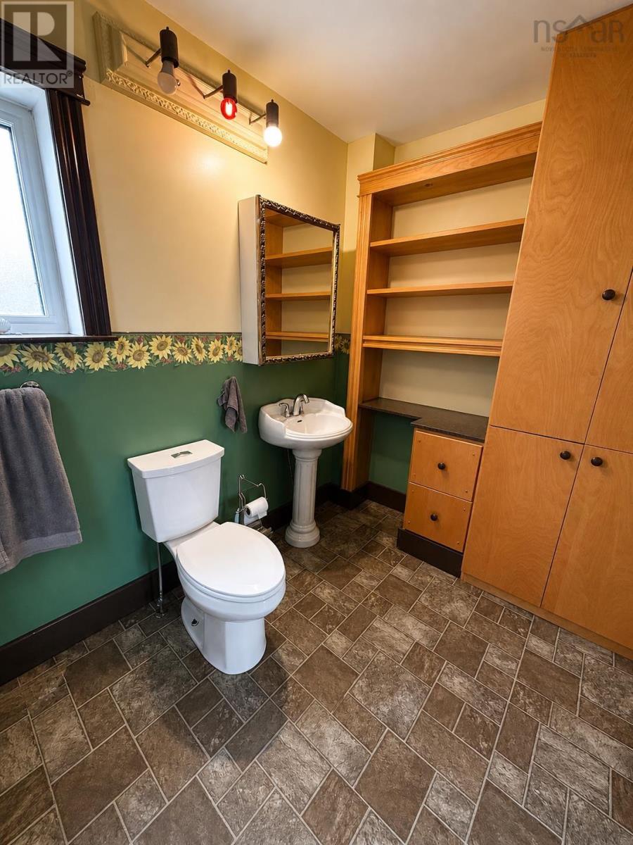 78 High Street Property Photo 9