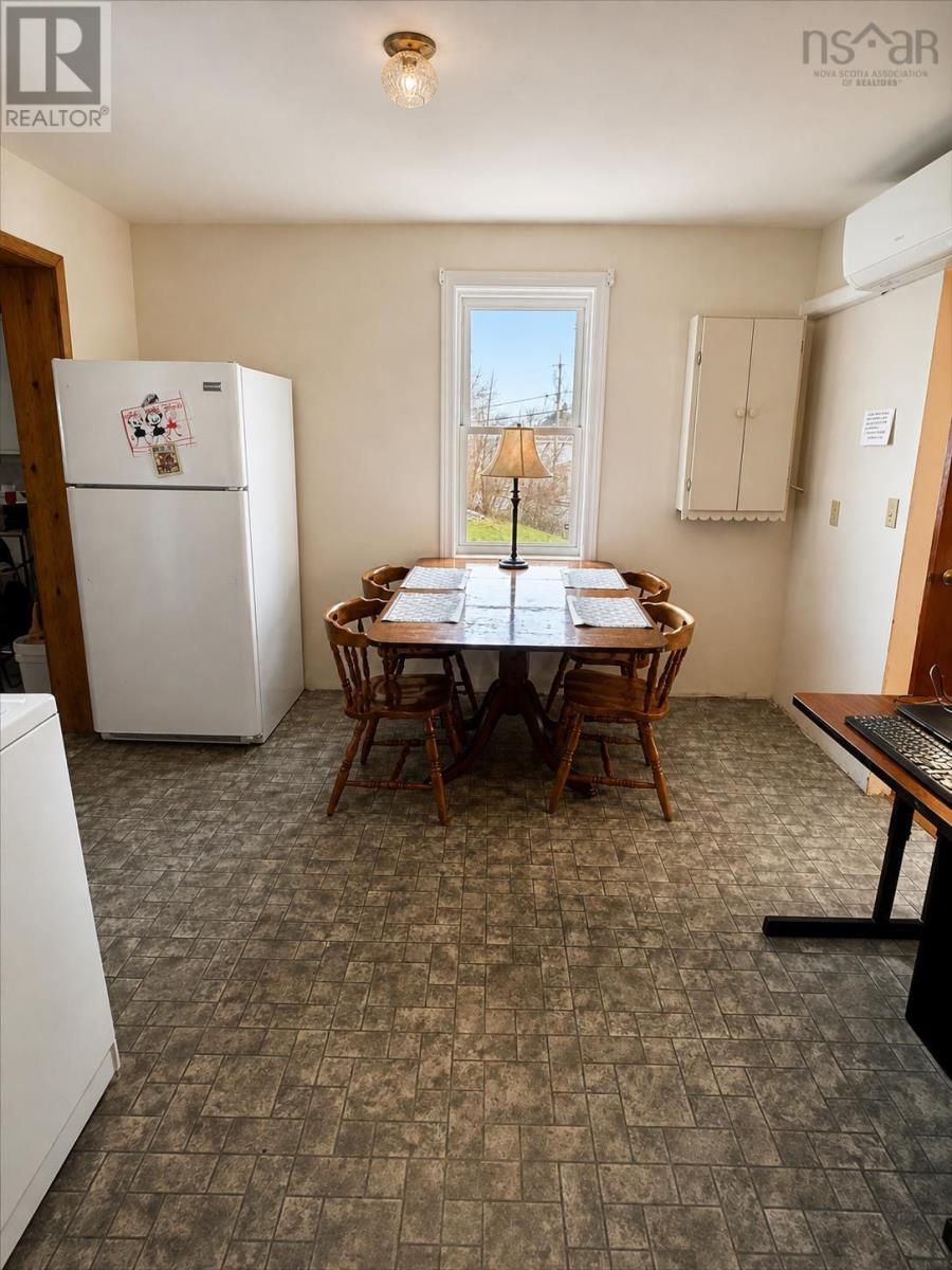 78 High Street Property Photo 11