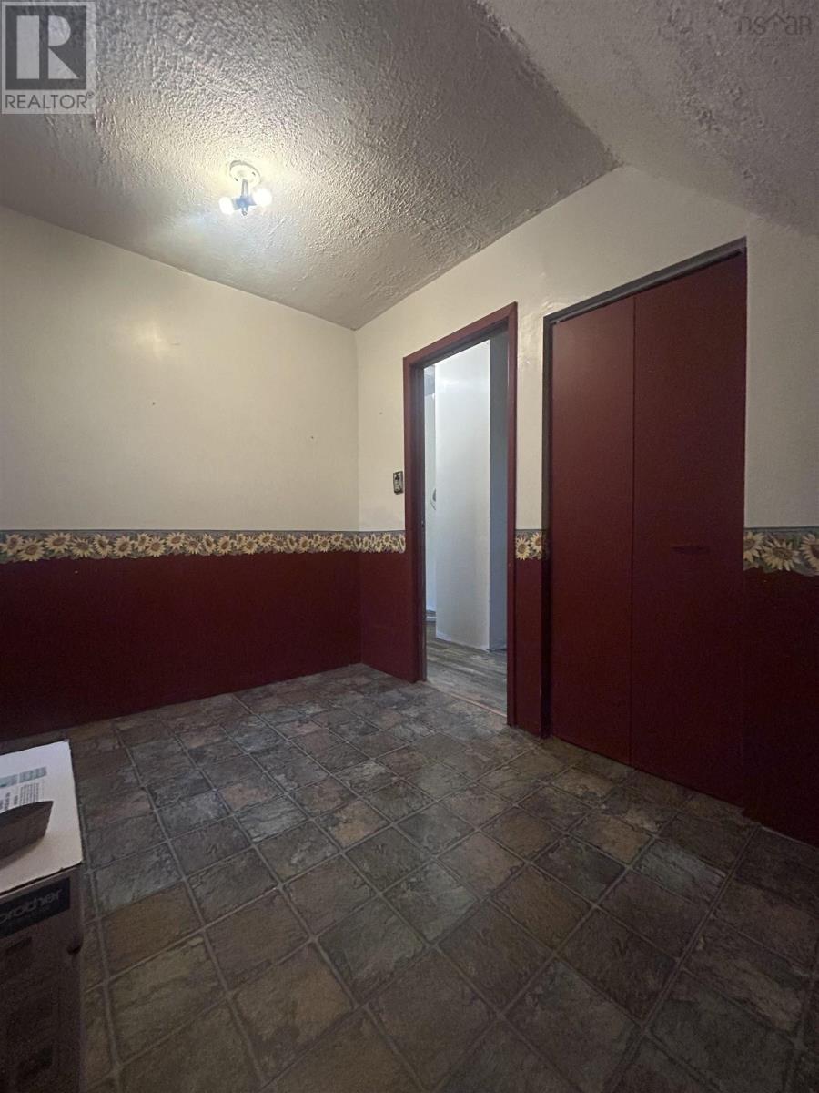 78 High Street Property Photo 16
