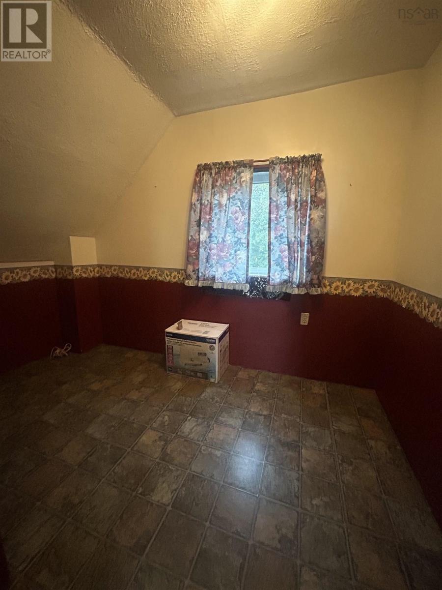 78 High Street Property Photo 17