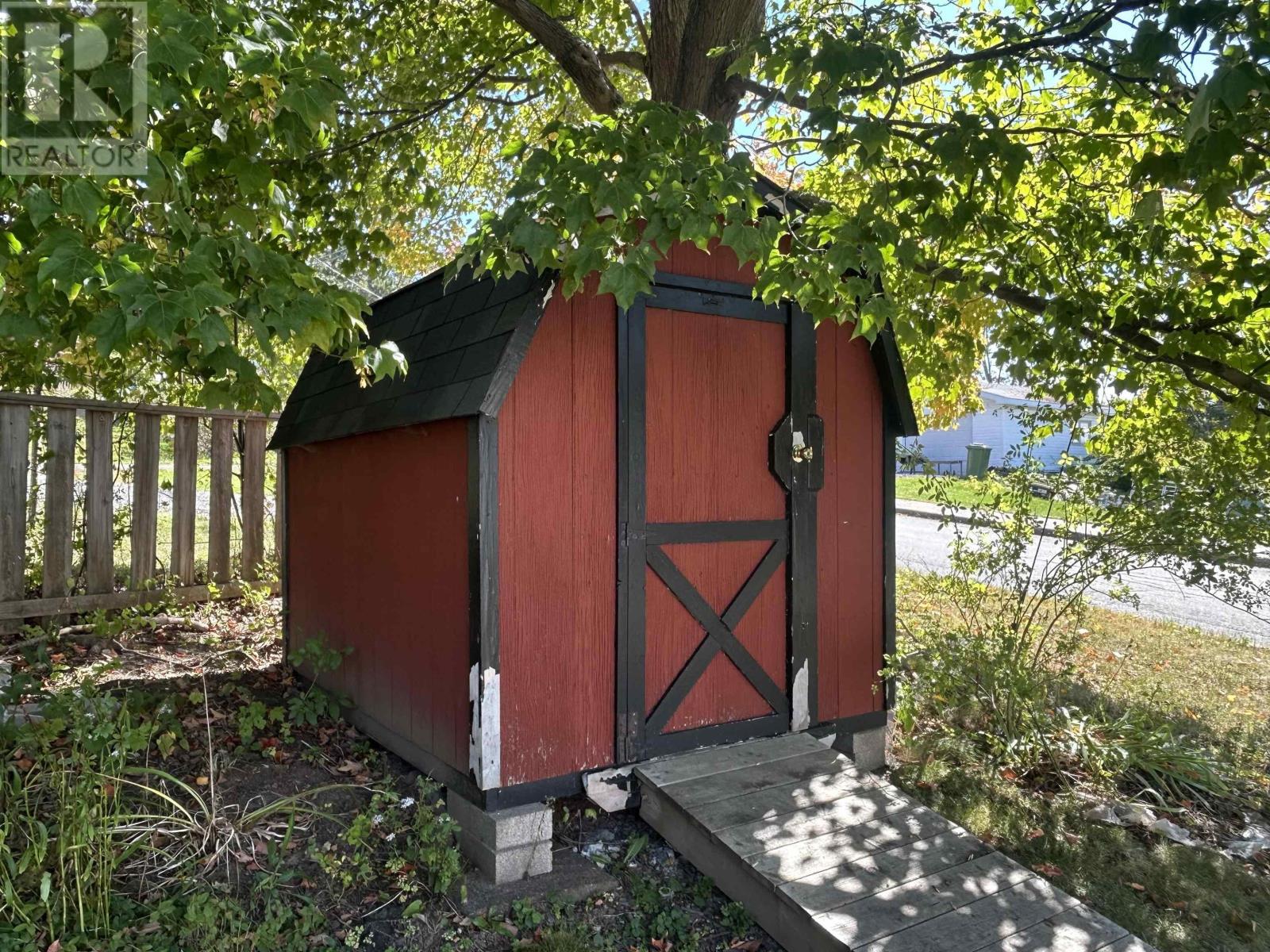 78 High Street Property Photo 21