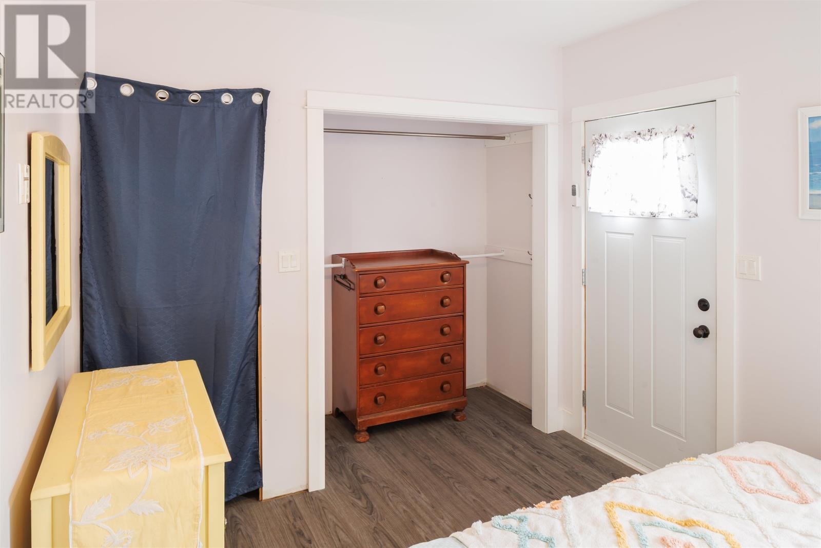 9 Clearview Lane Property Photo 11