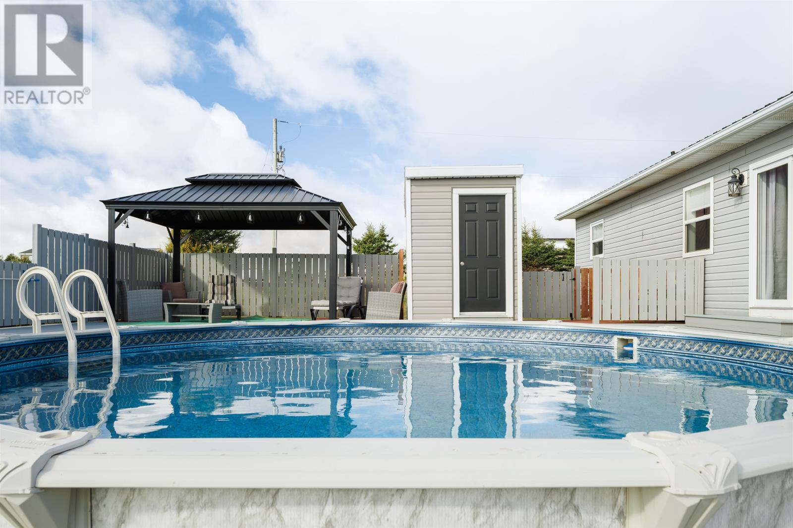 9 Clearview Lane Property Photo 18