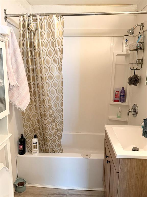 255 2nd Street Property Photo 7