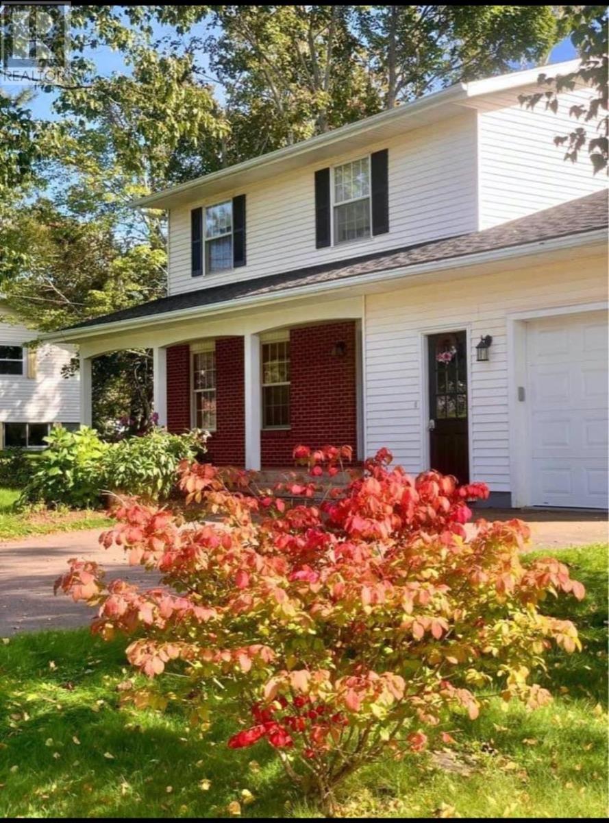 96 Nassau St. Property Photo 1