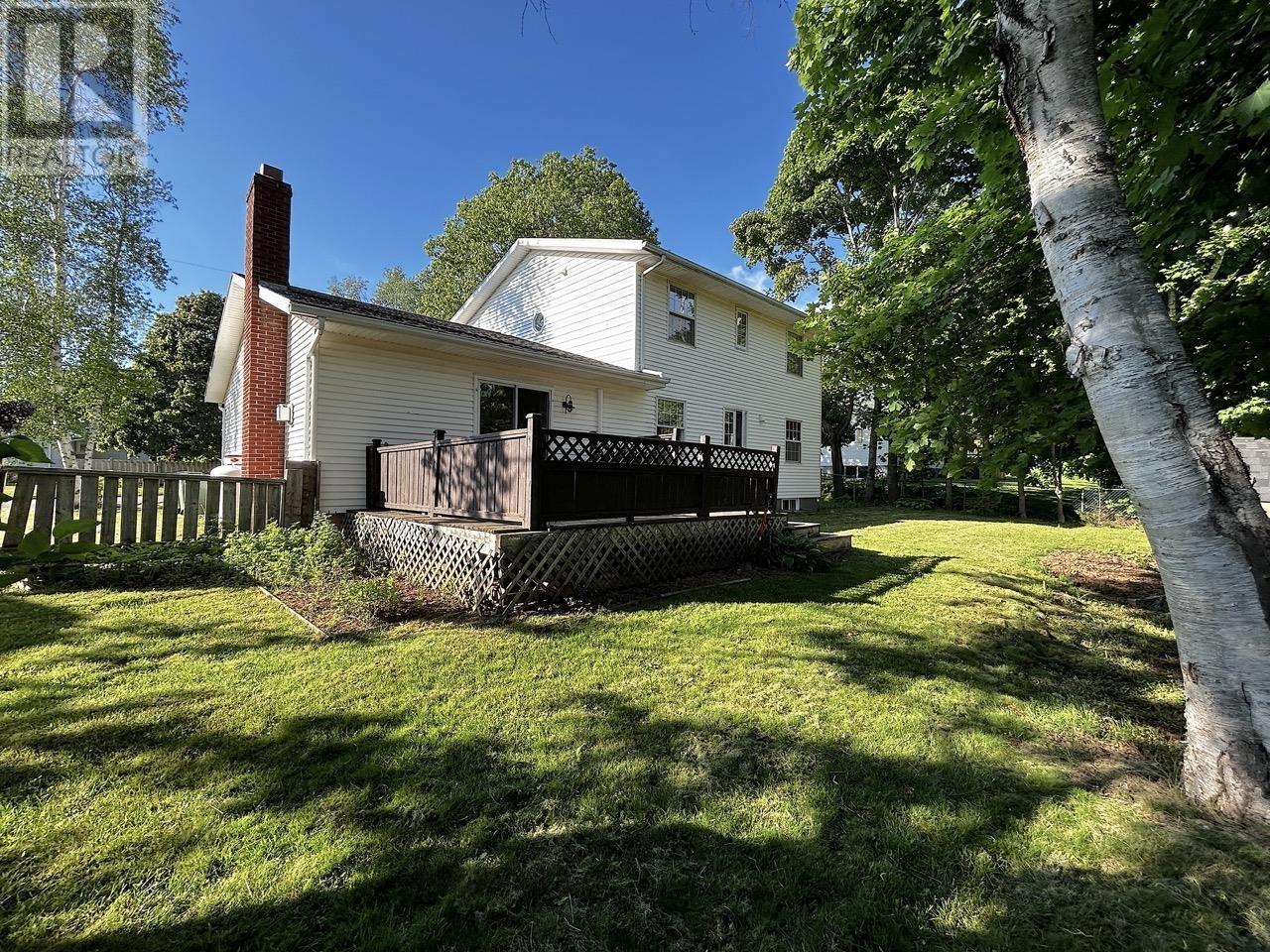 96 Nassau St. Property Photo 3