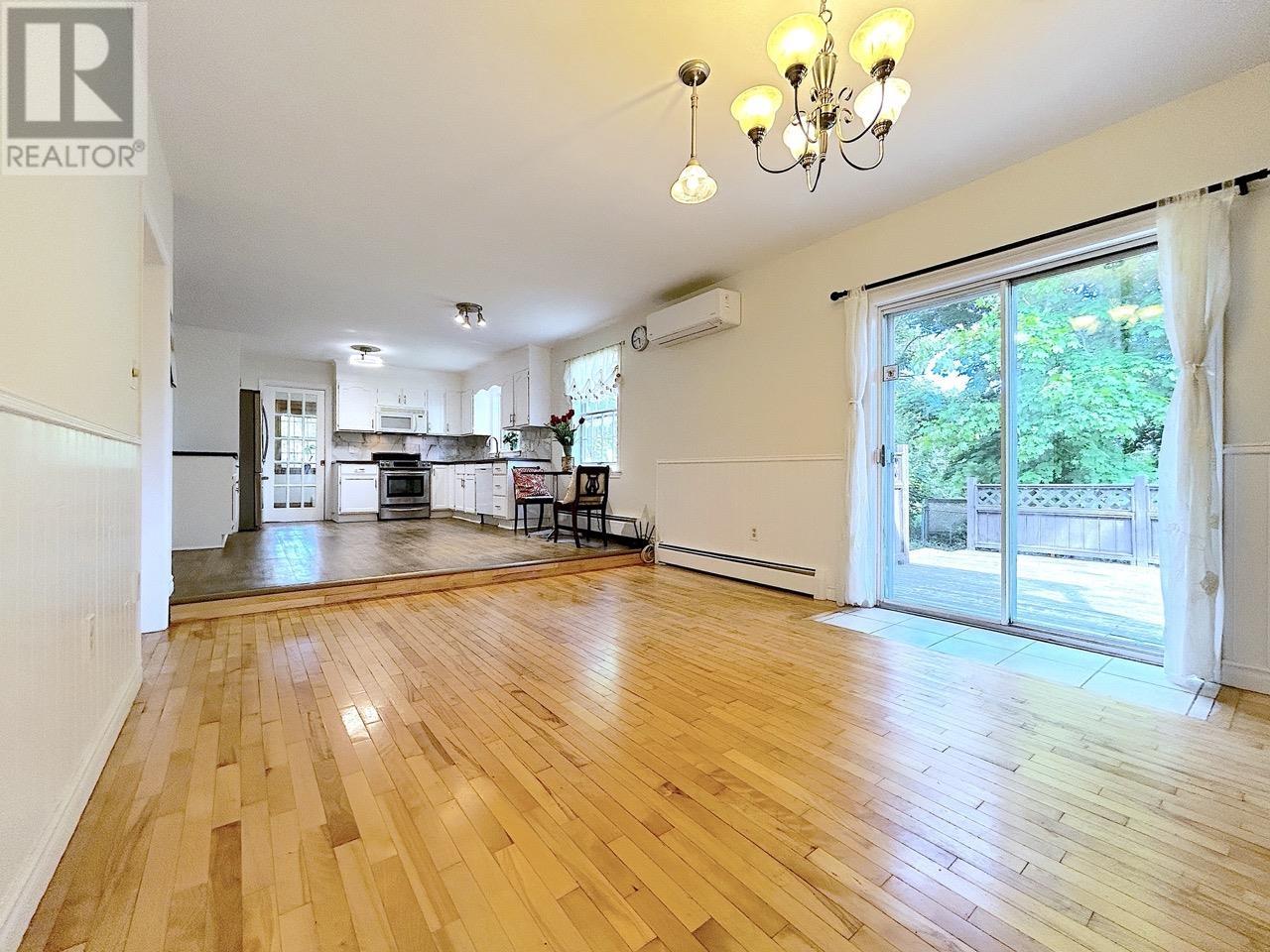 96 Nassau St. Property Photo 14