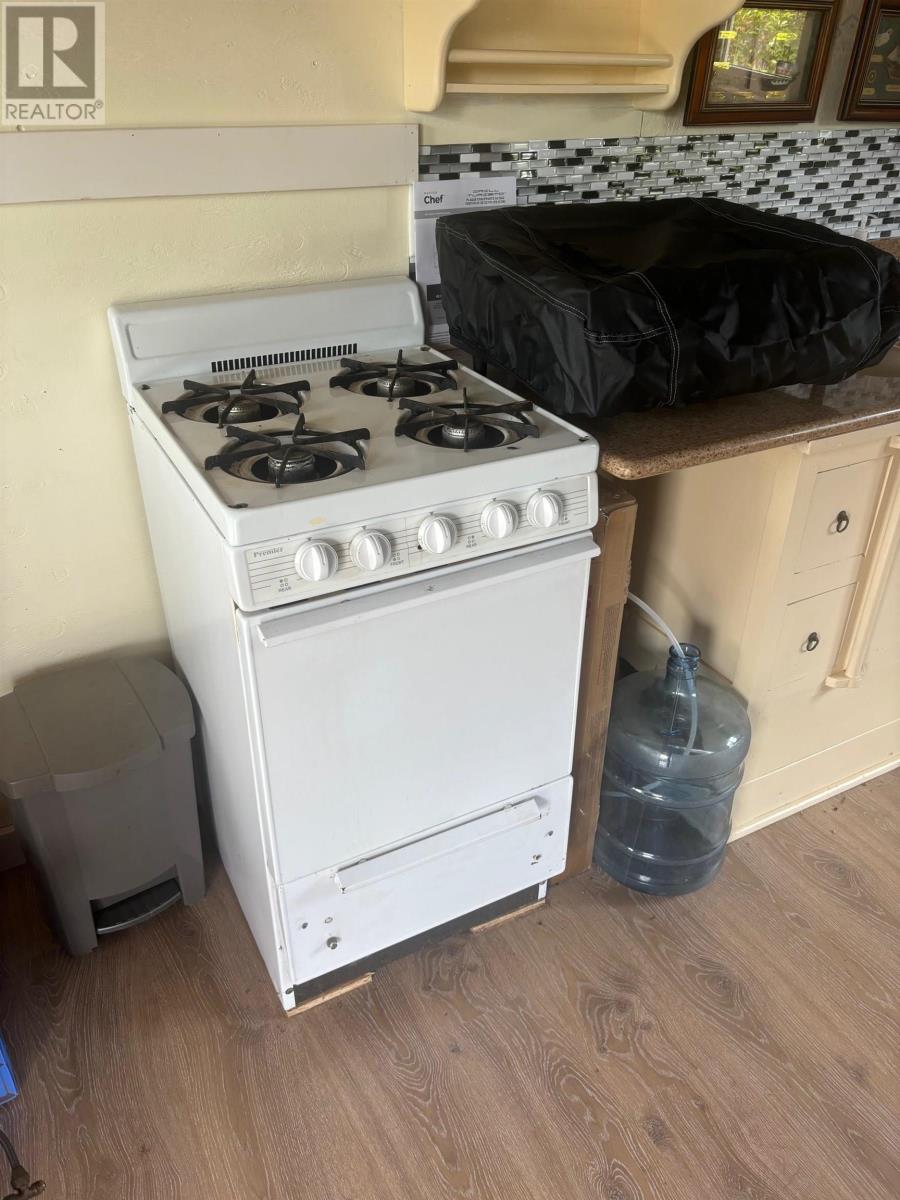 860 Mines Road Property Photo 13