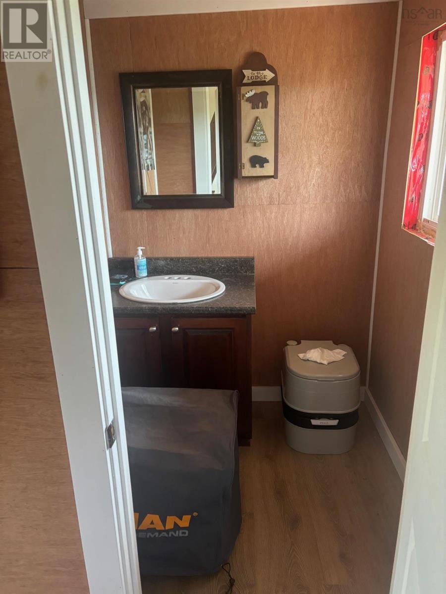 860 Mines Road Property Photo 16