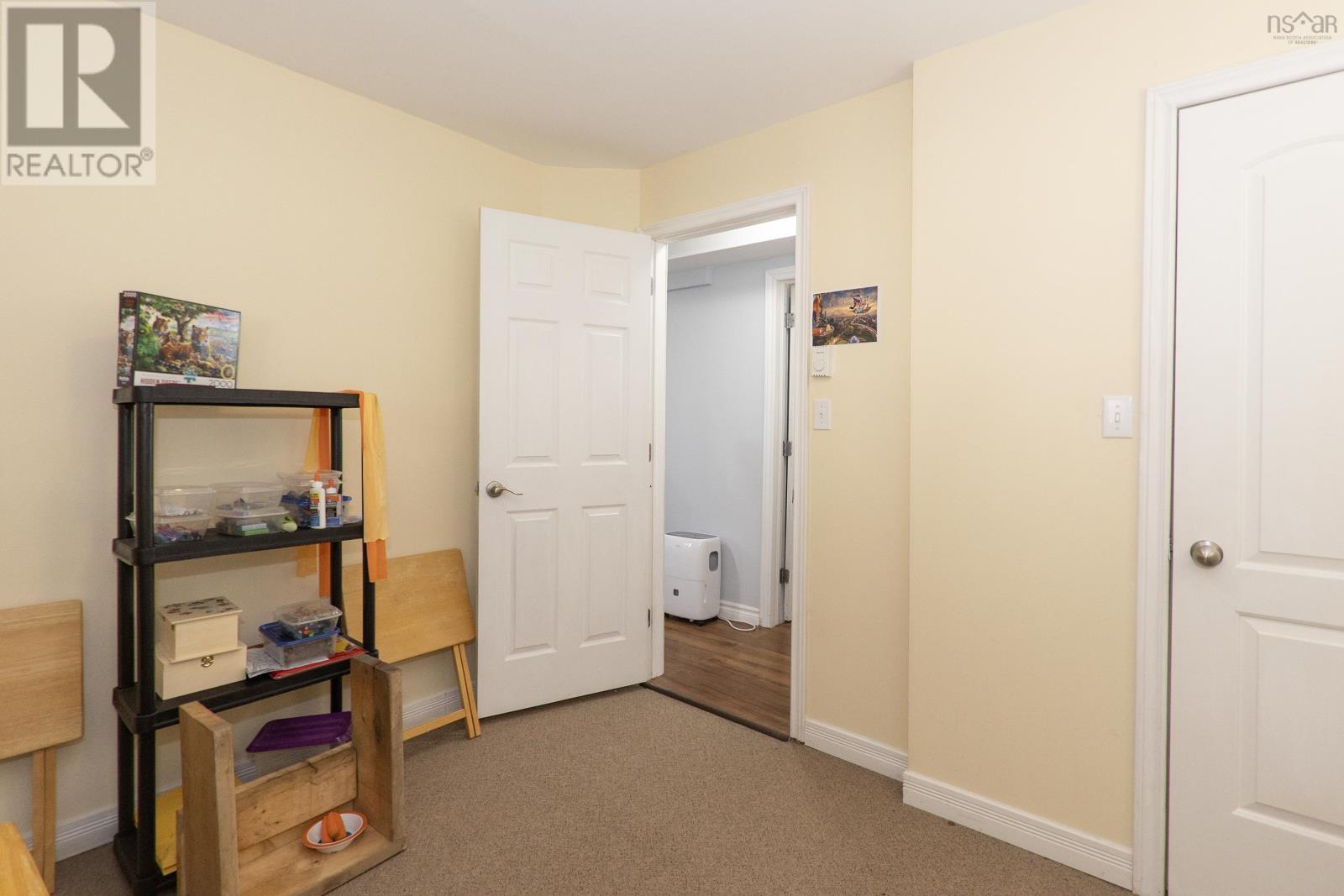18372 Highway 2 Property Photo 47