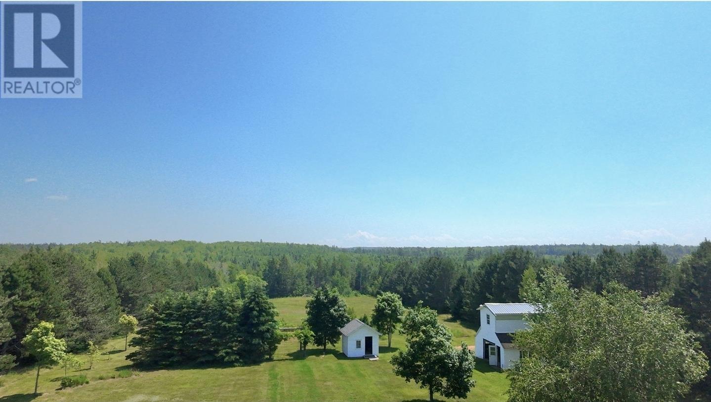 663 Valleyfield Road Property Photo 3