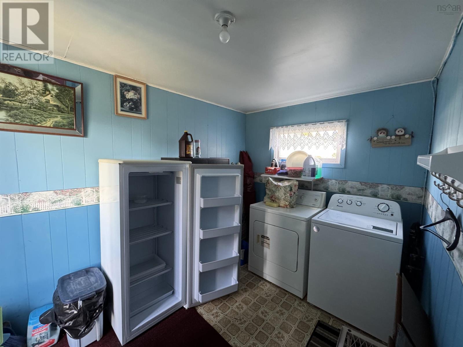 37 Kent Street Property Photo 6