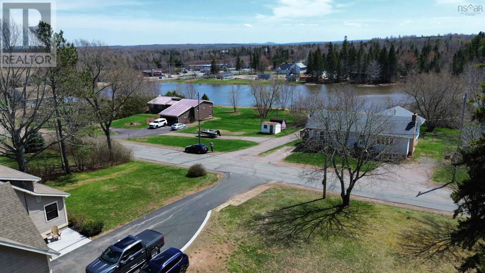 1829 Black River Road Property Photo 7