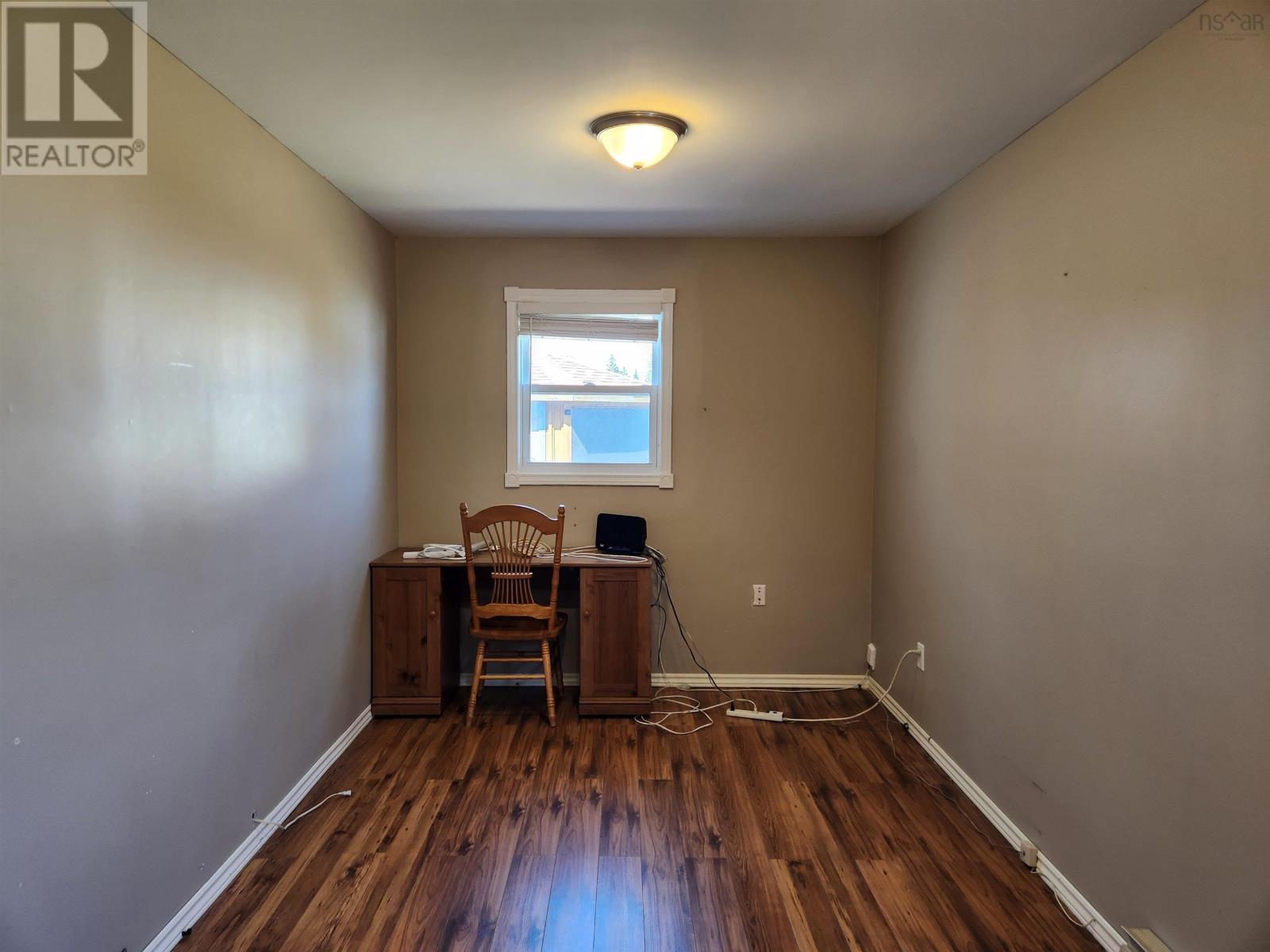 2280 Loch Lomond Road Property Photo 7