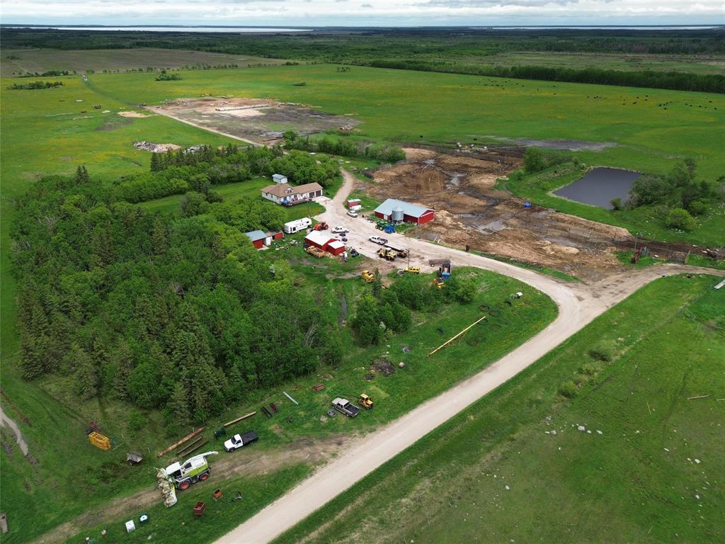 71057 141n Road Property Photo 1