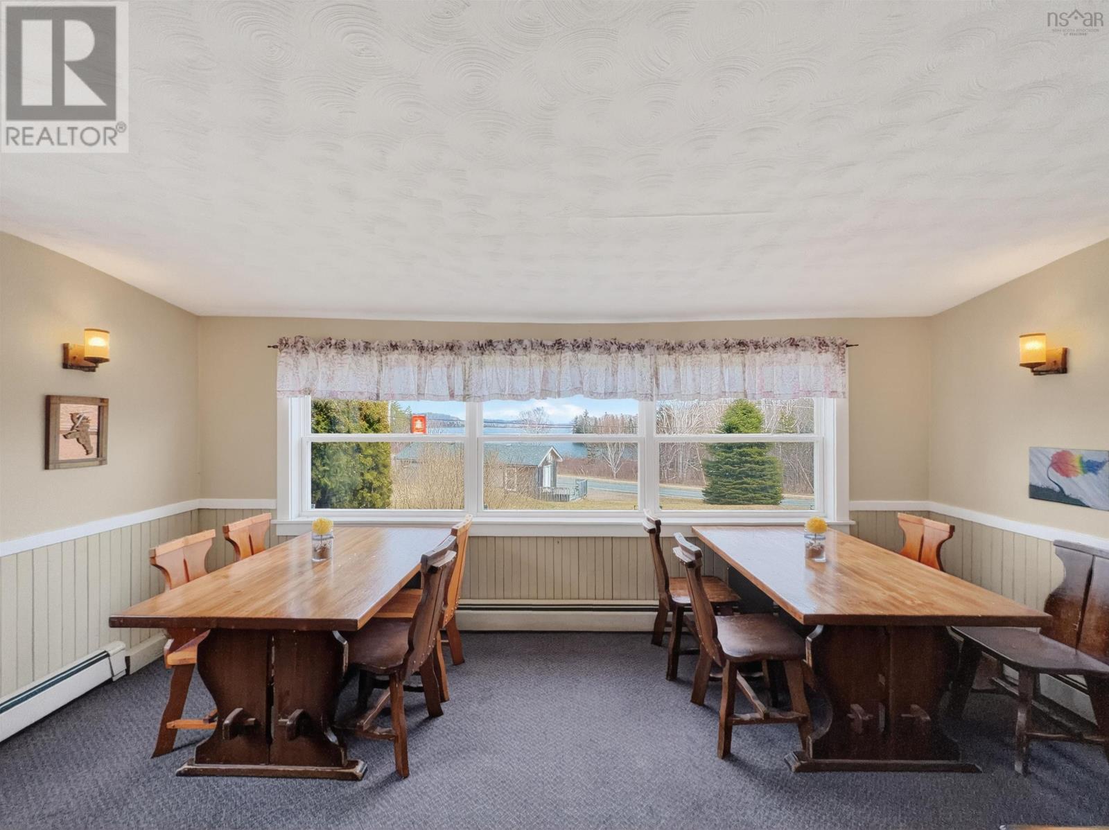 37706 Cabot Trail Property Photo 7