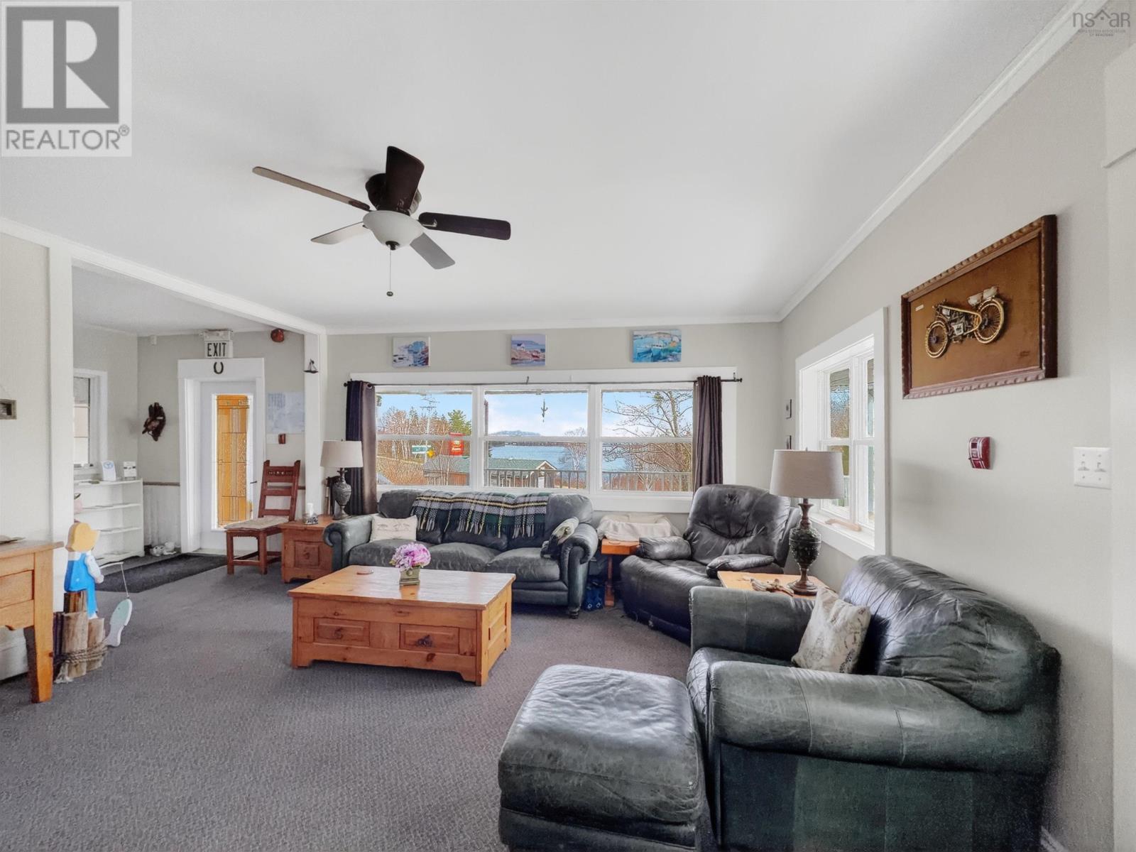 37706 Cabot Trail Property Photo 10