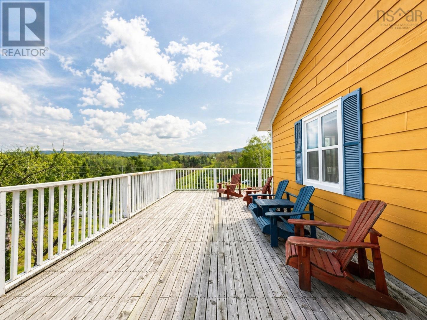 37706 Cabot Trail Property Photo 13