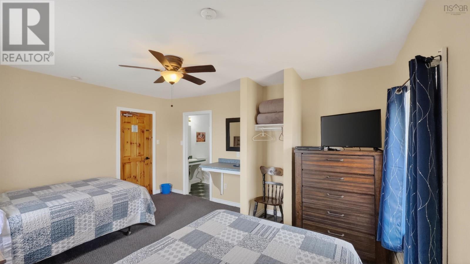 37706 Cabot Trail Property Photo 25