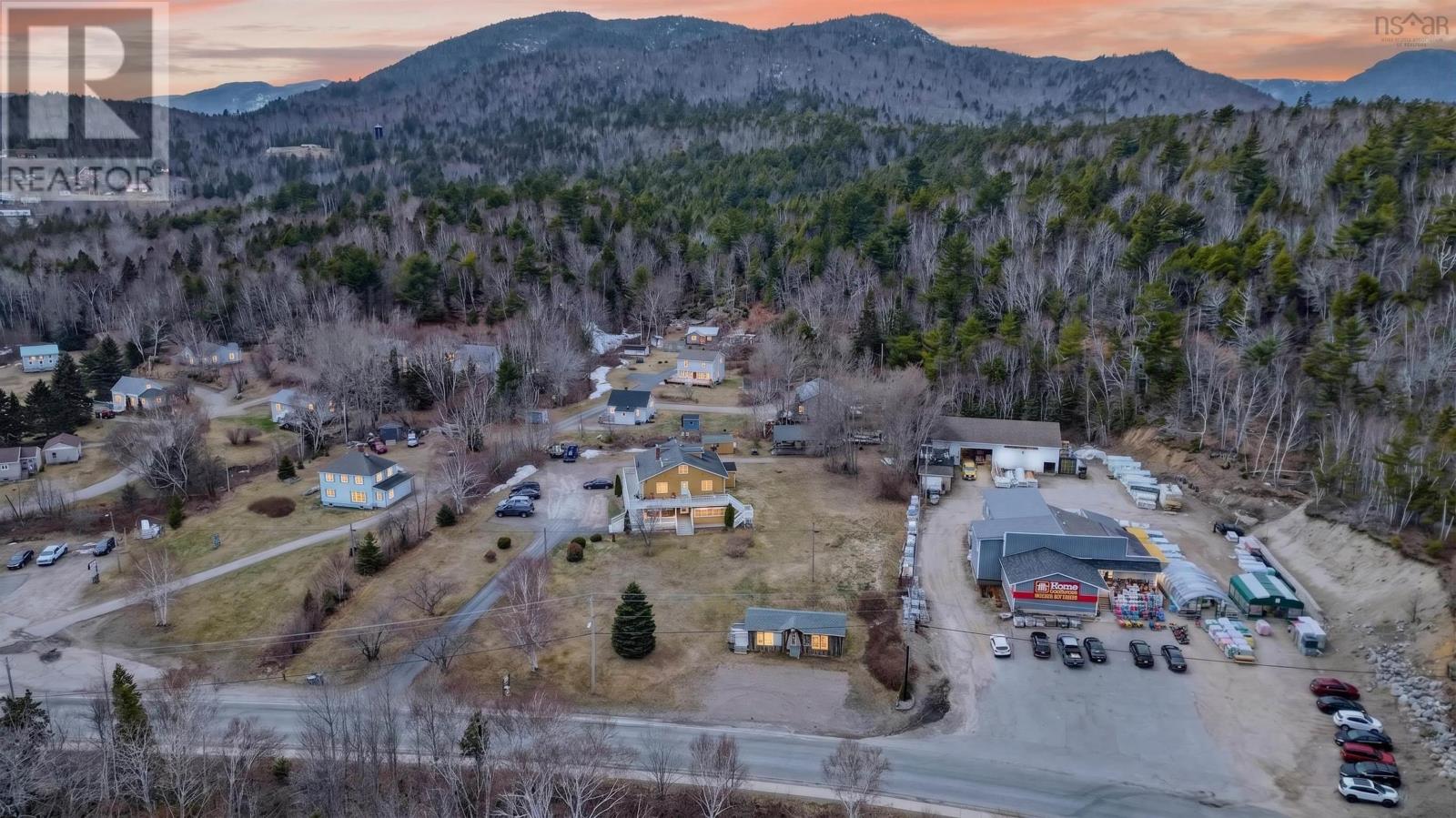 37706 Cabot Trail Property Photo 49