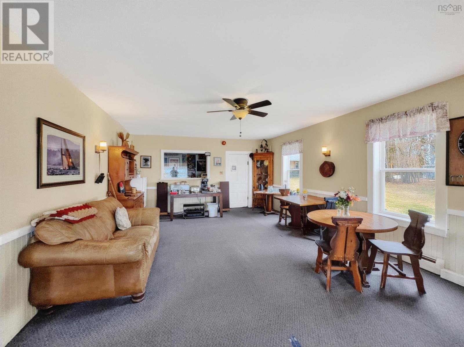 37706 Cabot Trail Property Photo 8