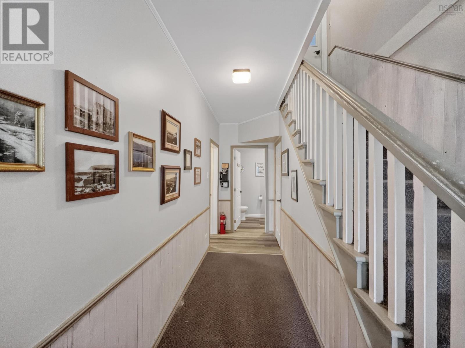 37706 Cabot Trail Property Photo 9