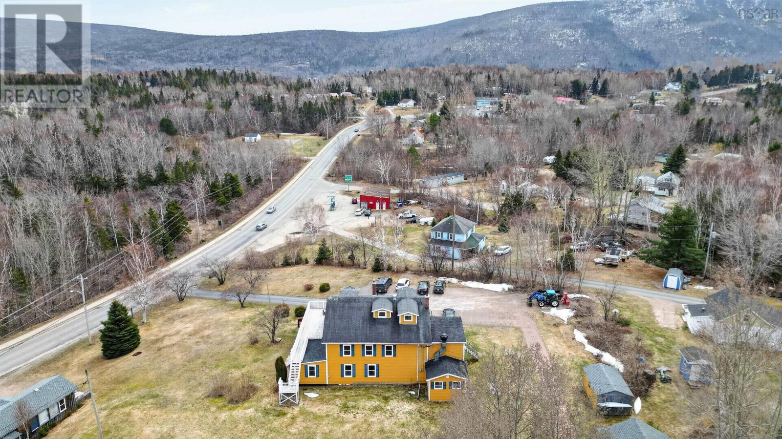 37706 Cabot Trail Property Photo 48