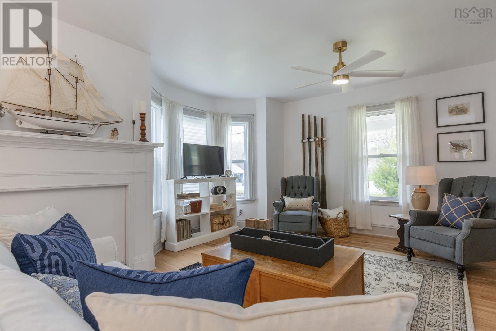 472 Highway 1 Property Photo 13