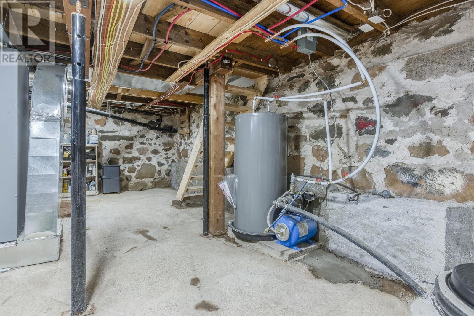472 Highway 1 Property Photo 50