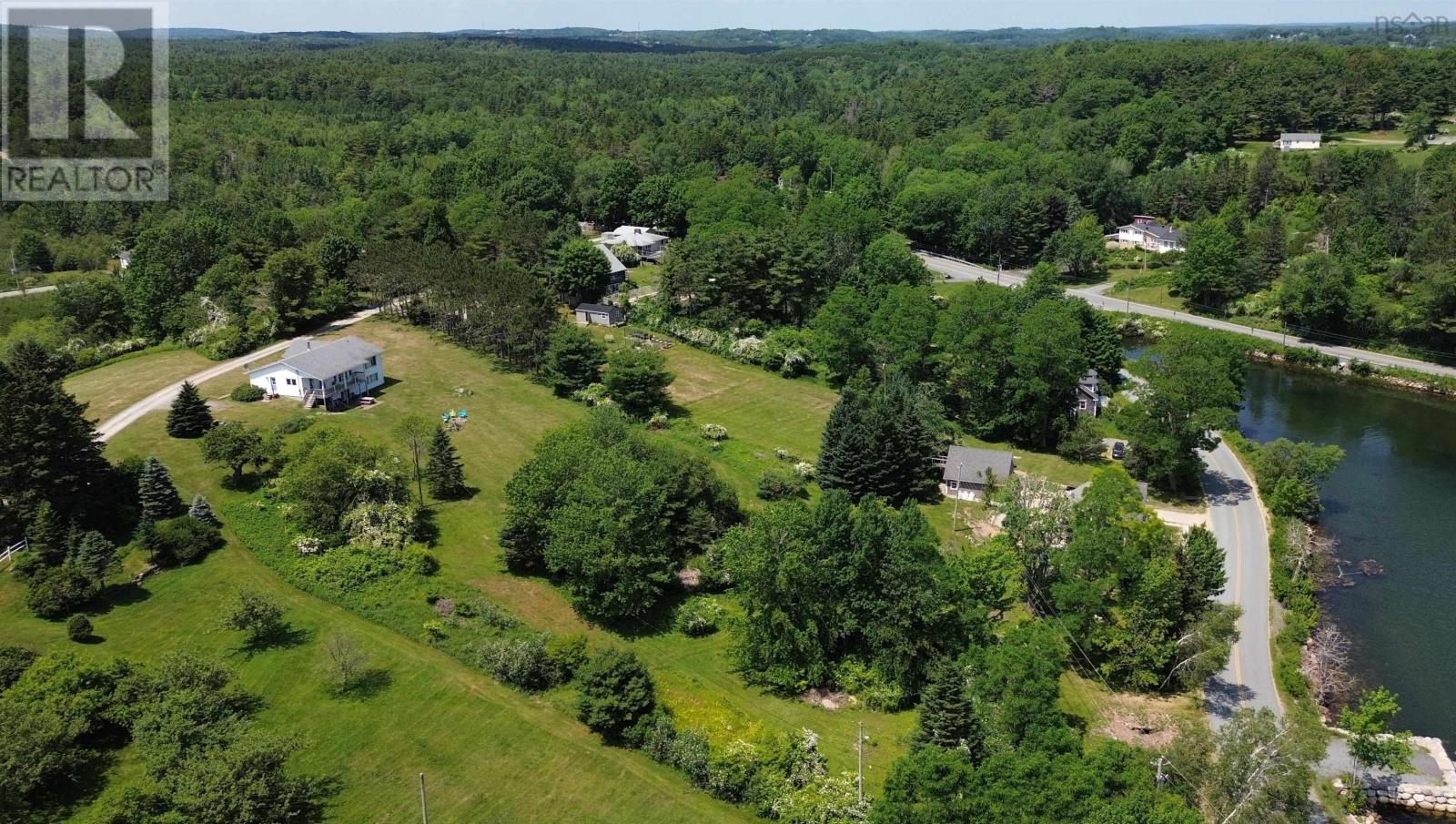 37 Orchard Heights Property Photo 2