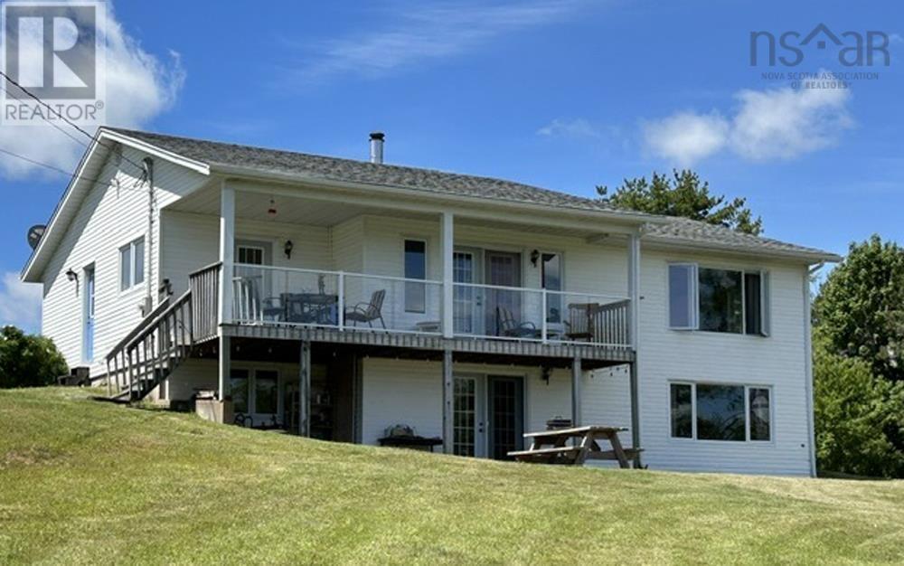 37 Orchard Heights Property Photo 8