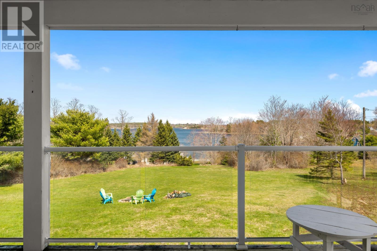37 Orchard Heights Property Photo 12