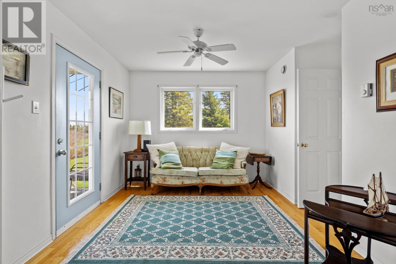37 Orchard Heights Property Photo 27