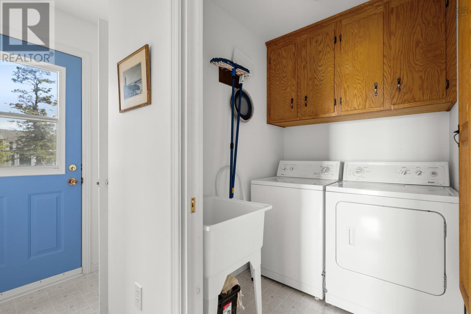 37 Orchard Heights Property Photo 29
