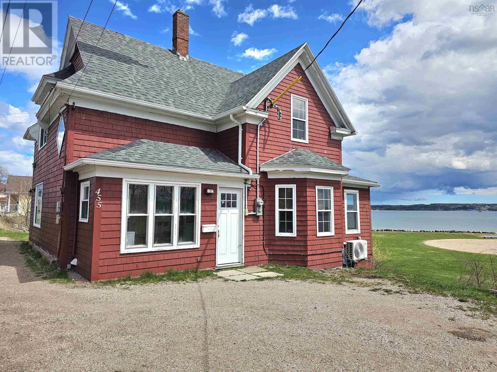 455 Purves Street Property Photo 1