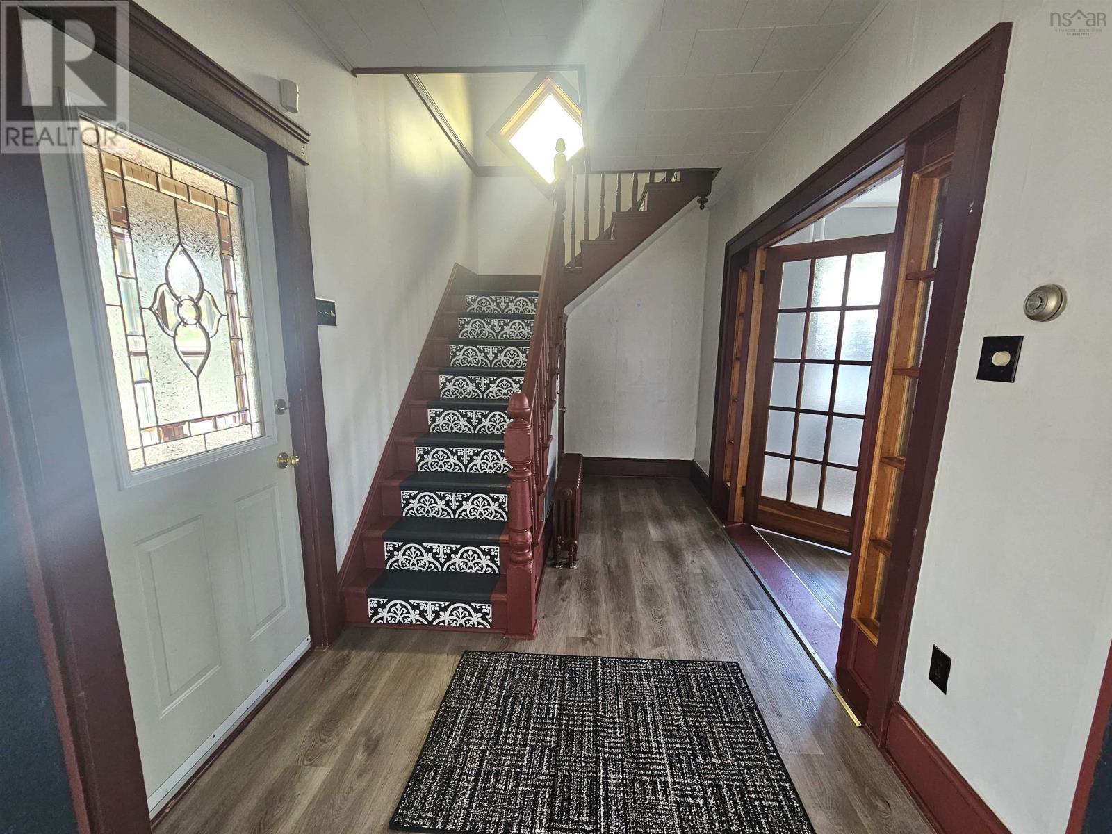 455 Purves Street Property Photo 17