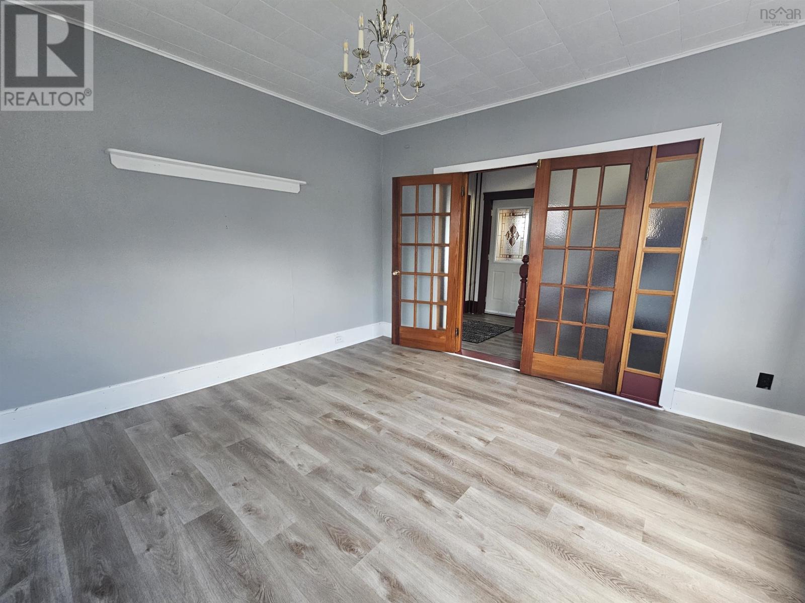 455 Purves Street Property Photo 19