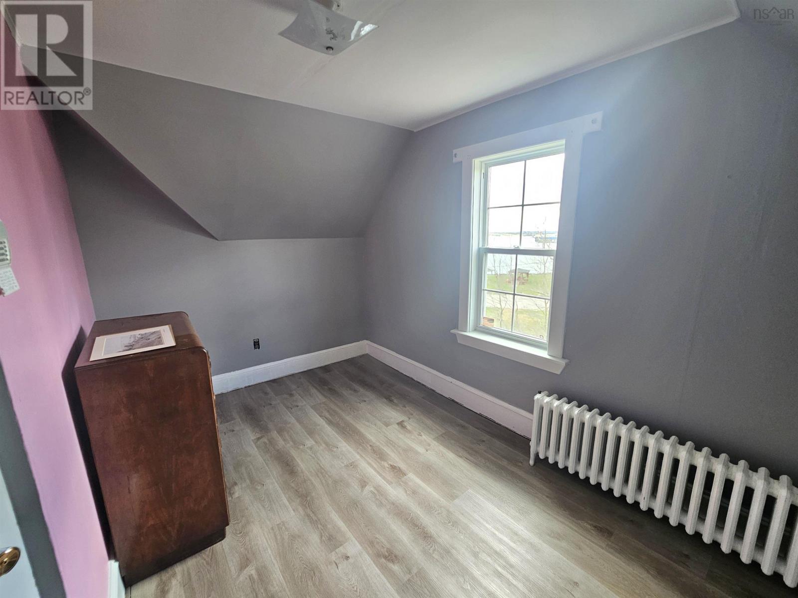 455 Purves Street Property Photo 23