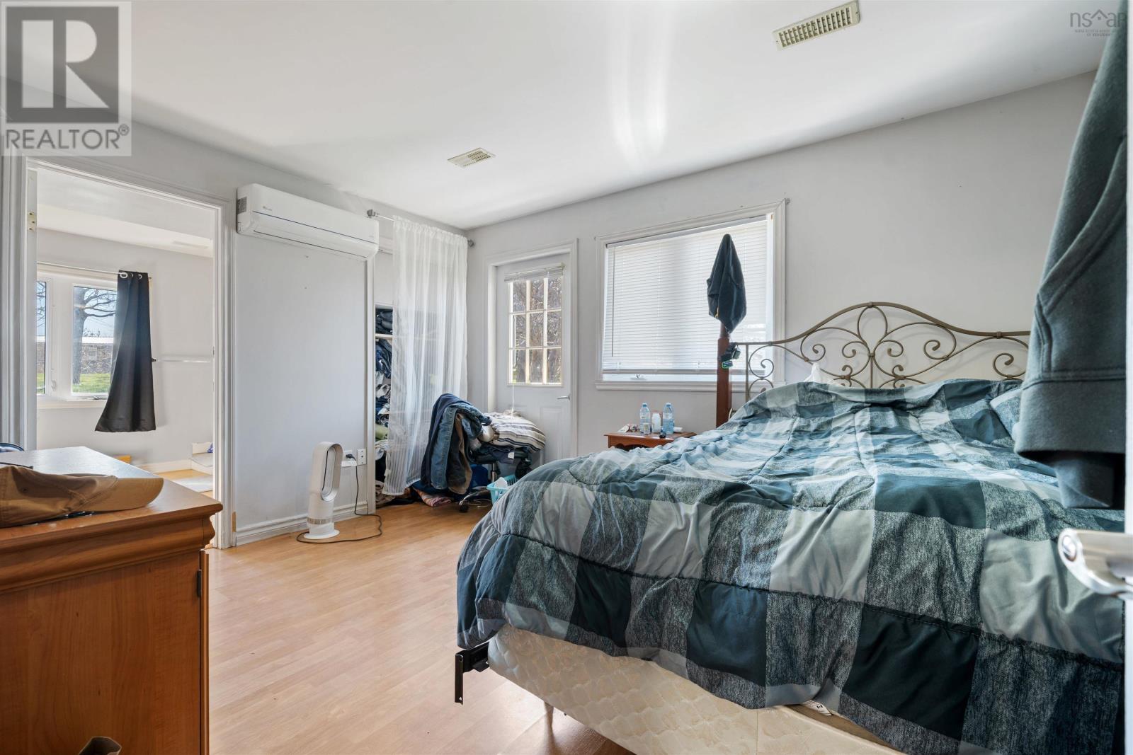 4 Tupper Court Property Photo 11
