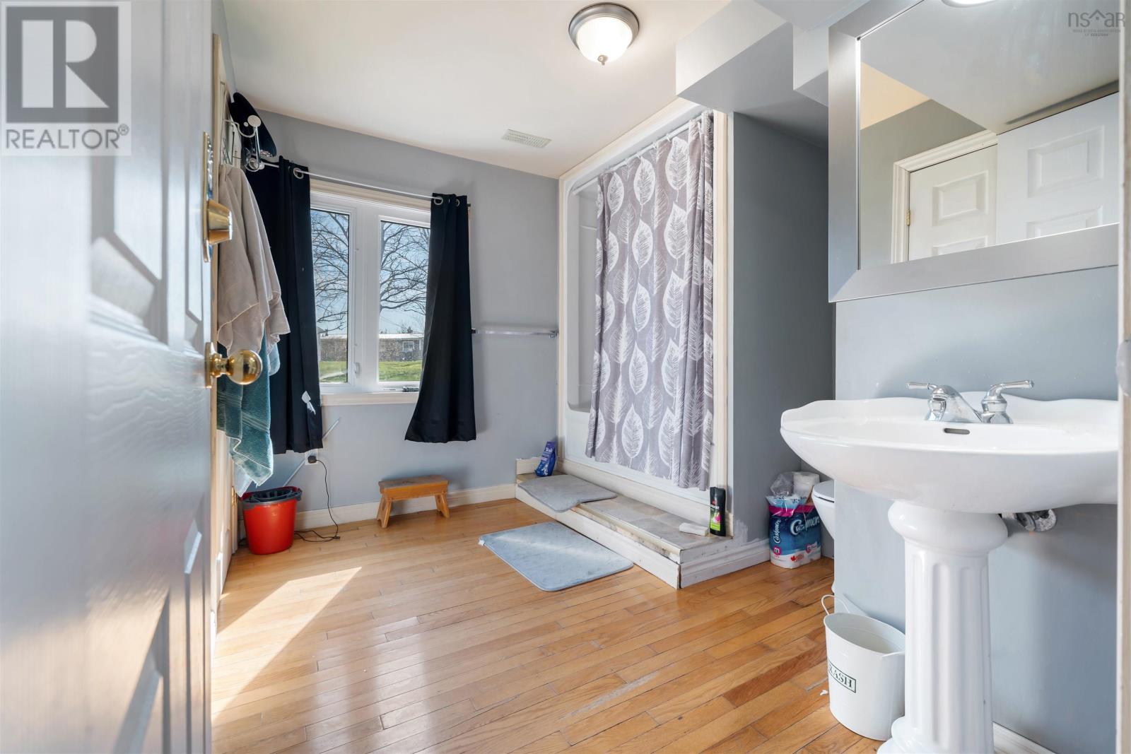 4 Tupper Court Property Photo 14