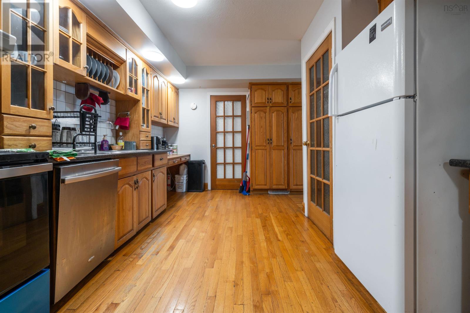 4 Tupper Court Property Photo 40