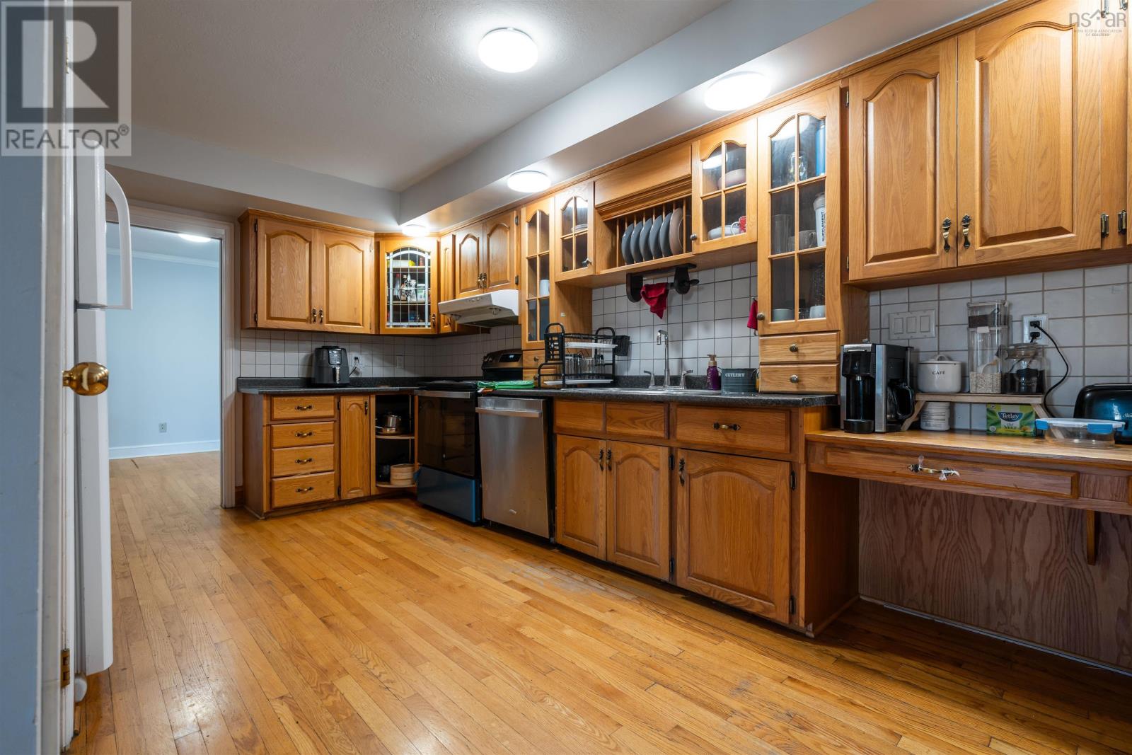 4 Tupper Court Property Photo 41