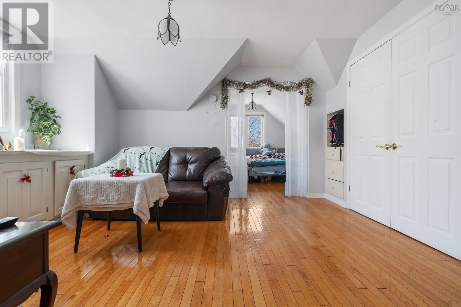 4 Tupper Court Property Photo 46