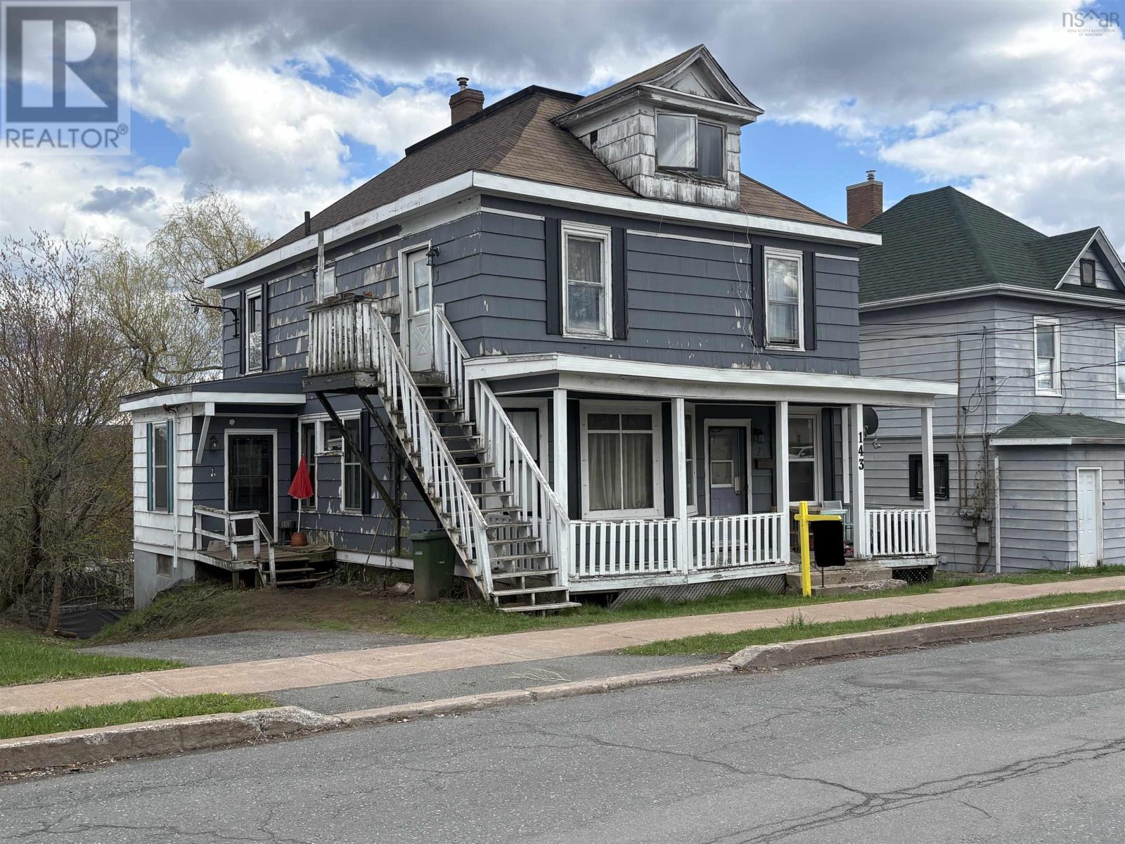 143 Mackay Street Property Photo 1